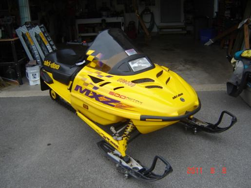 1999 Ski Doo MXZ 500