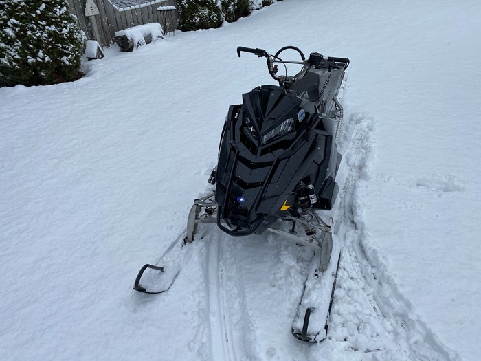 Polaris PRO RMK 2019 Used Snowmobile for Sale in Thompsonnicola